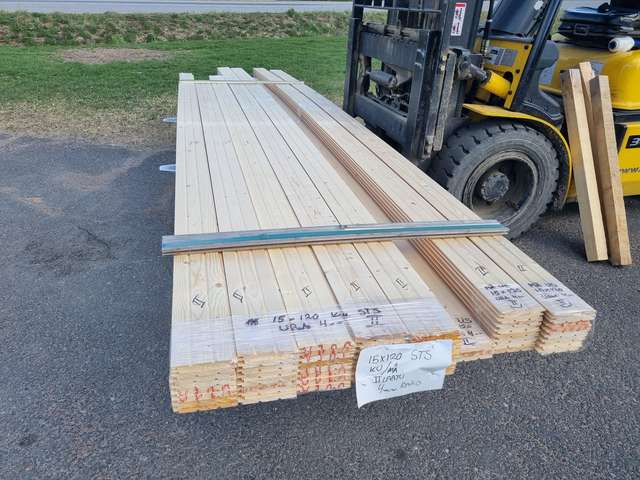 15x120 Kuusipaneeli
